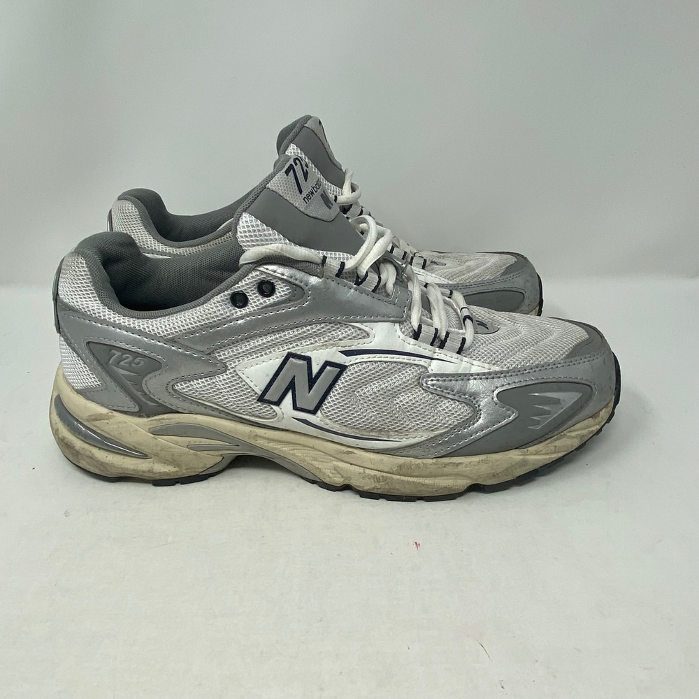 New Balance 725 Silver White Metallic Running Shoes ML725CD Mens 10.5 Womens 12